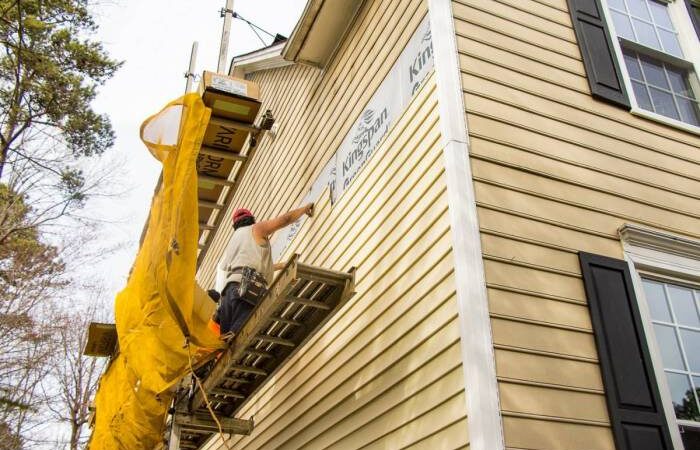 Replacing masonite siding on a house