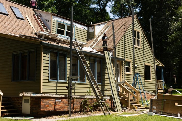 Average siding replacement cost